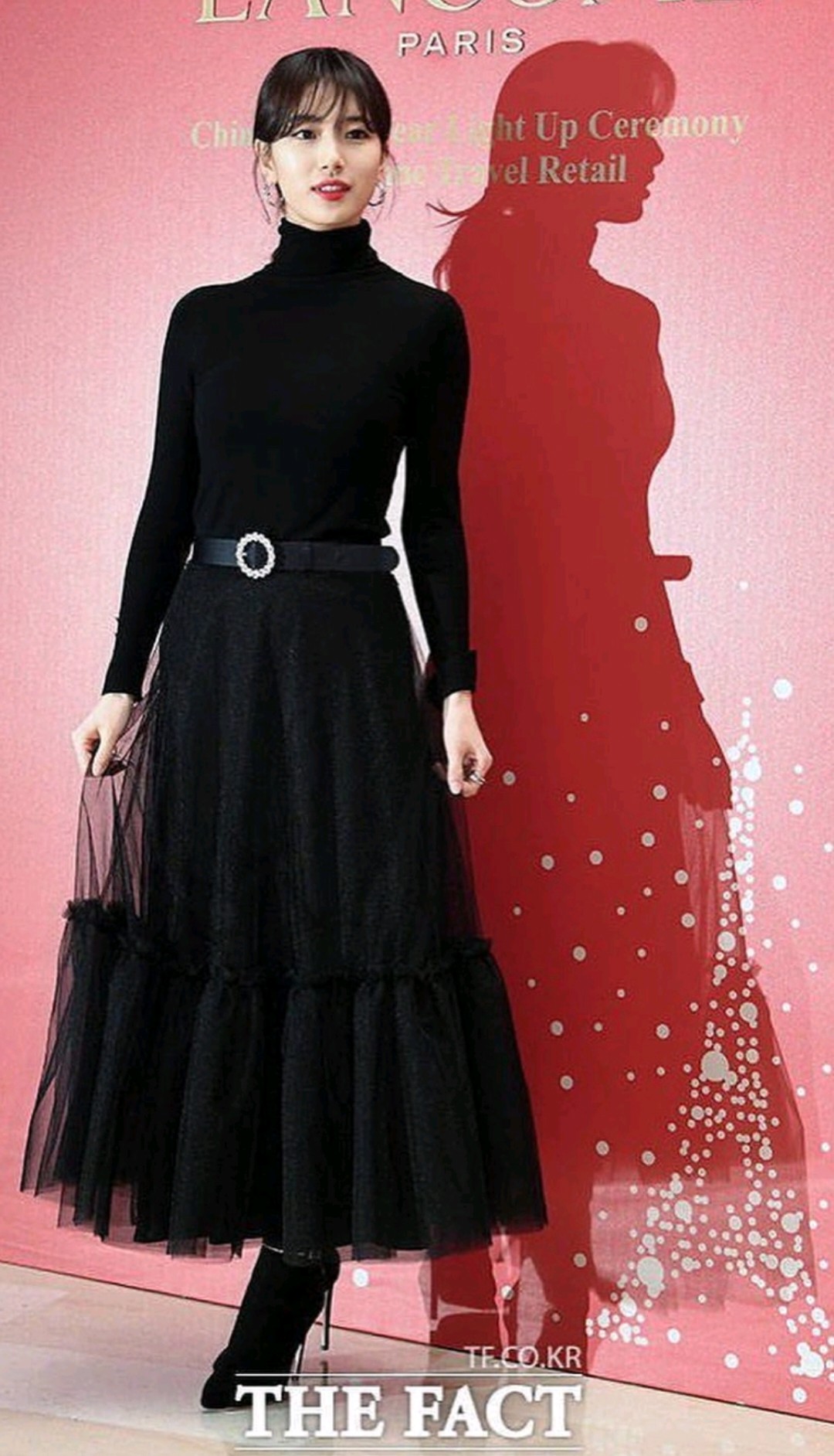 Wallpaper emosional yang dibagikan penggemar untuk Bae Suzy