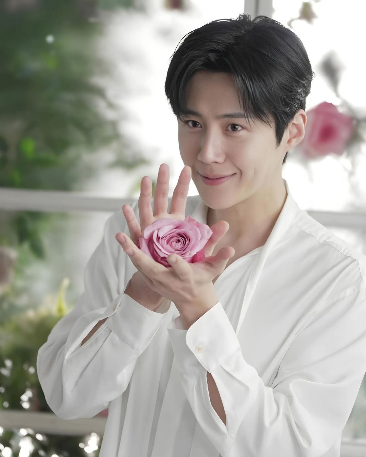 Latest photo of Kim Seonho