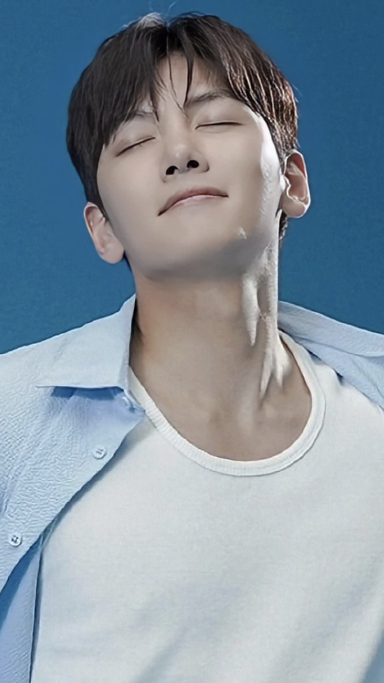 Emotional wallpaper shared by fans for Ji Changwook