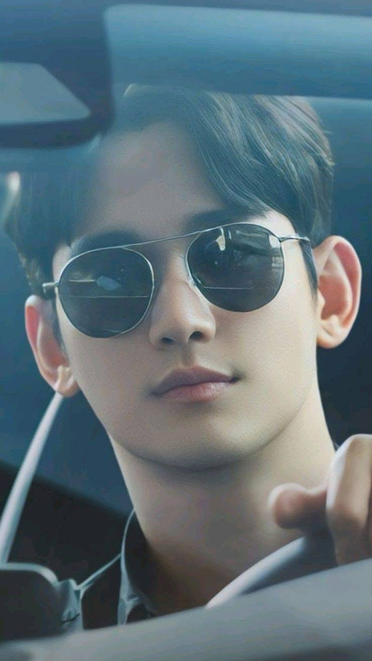 Recent activity shot of Kim Soohyun