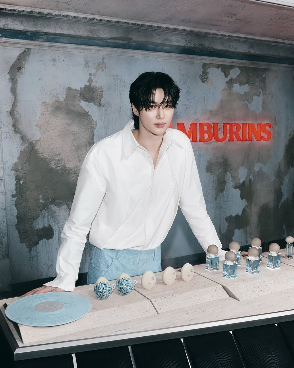 A moment captured by a fan of Byeon Wooseok