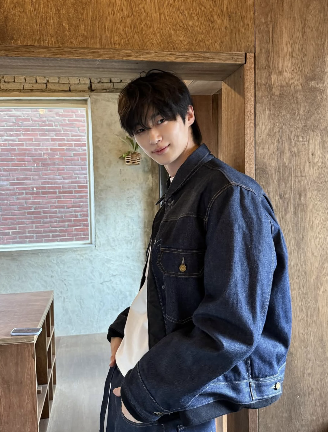 Recent activity shot of Byeon Wooseok