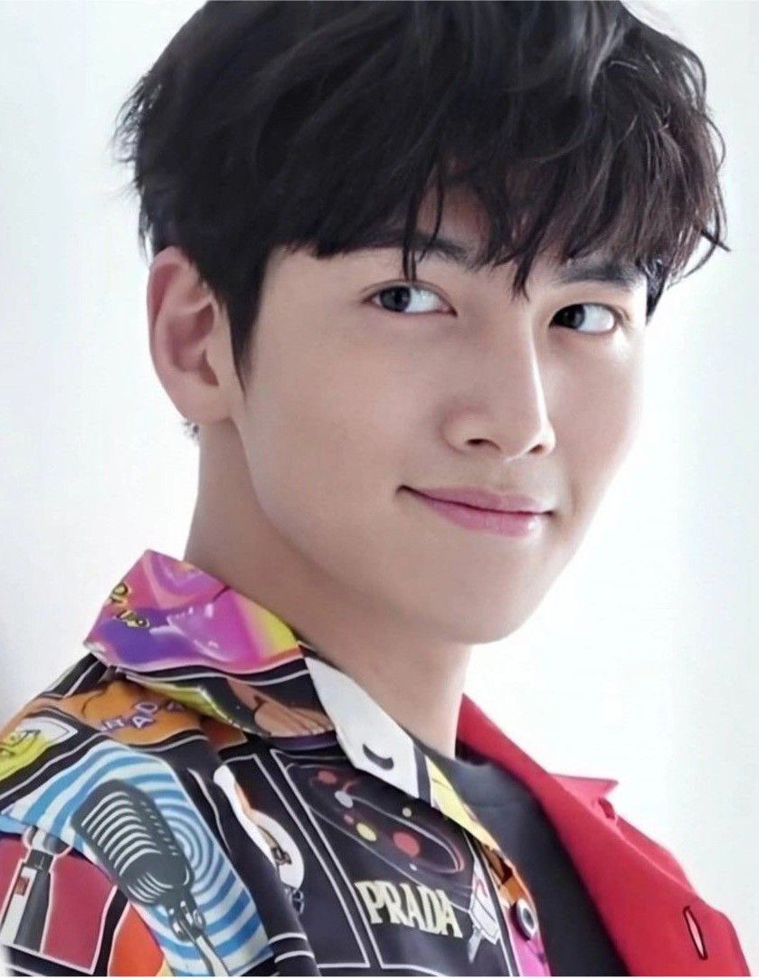 A moment captured by a fan of Ji Changwook