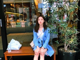 Latest photo of Kim Saeron