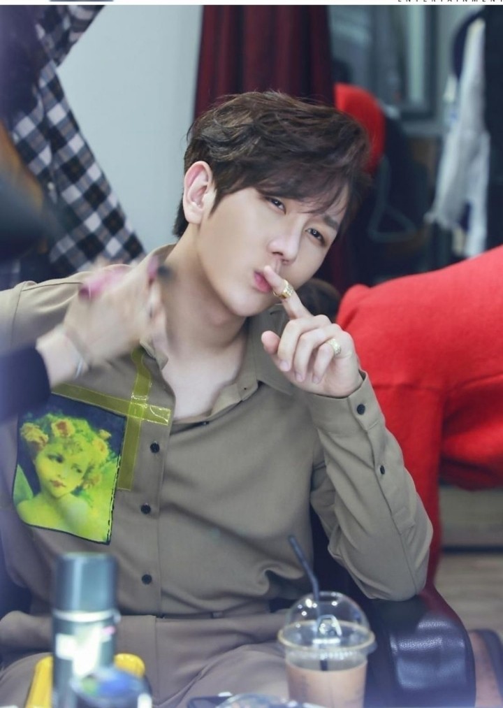 Behind-the-scenes cut of Kim Soochan