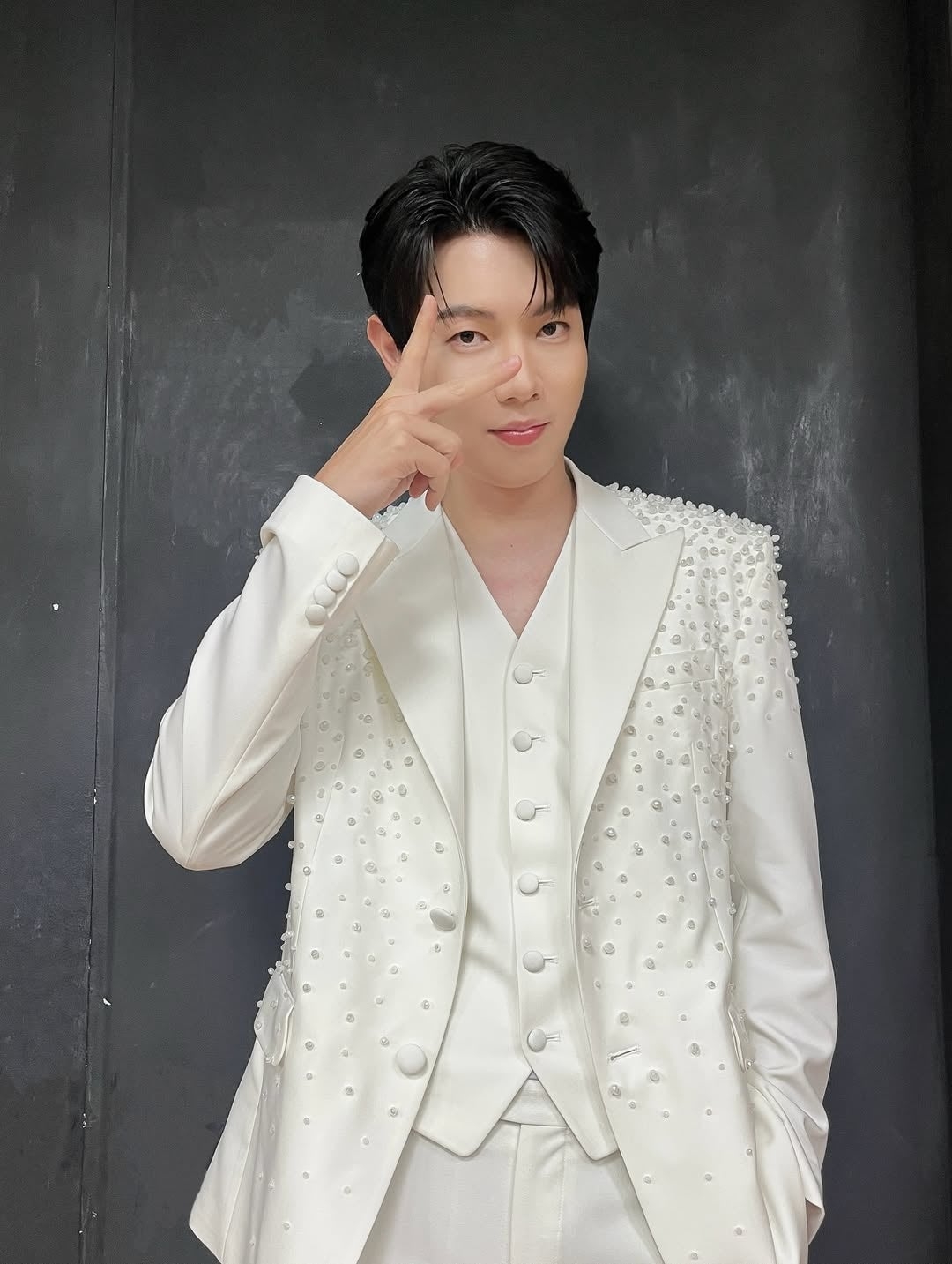 A moment captured by a fan of Son Taejin