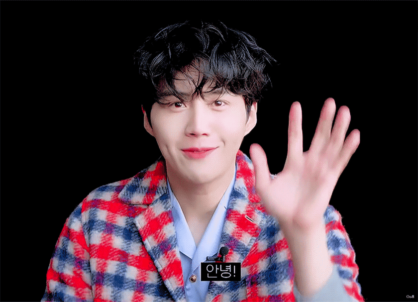 Behind-the-scenes cut of Kim Seonho