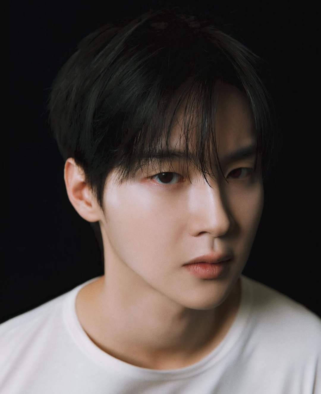 A moment captured by a fan of Jang Dongyoon