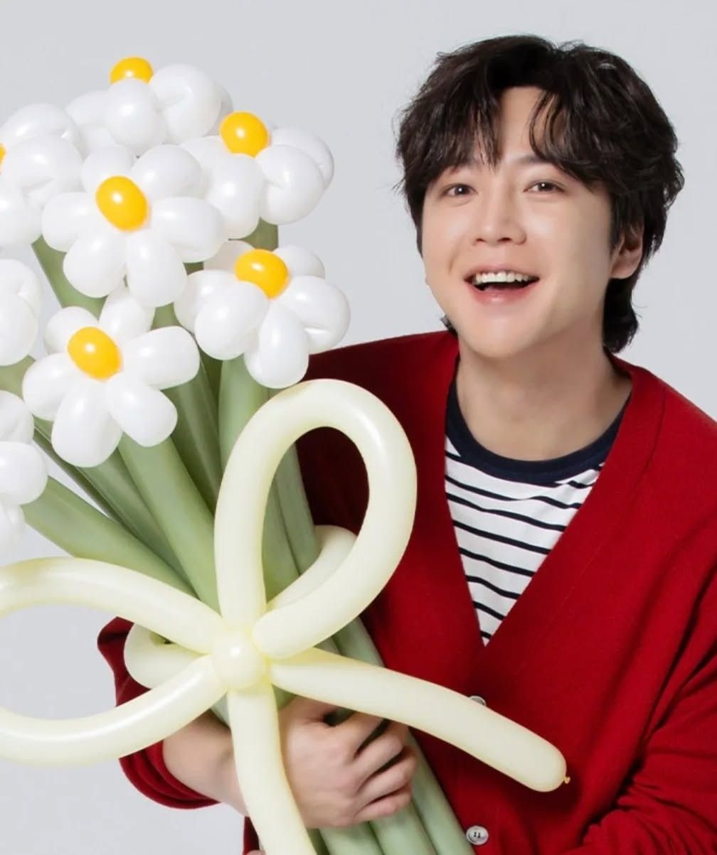 Recent activity shot of Jang Geunsuk