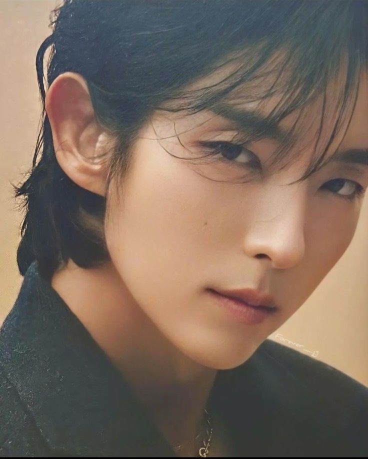 Recent activity shot of Lee Joongi