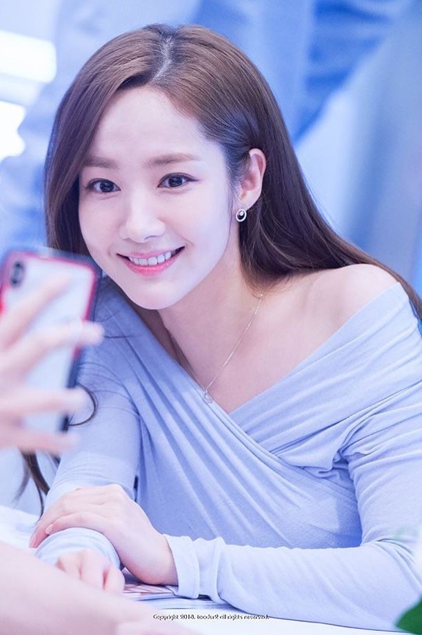 박민영의 비하인드 컷