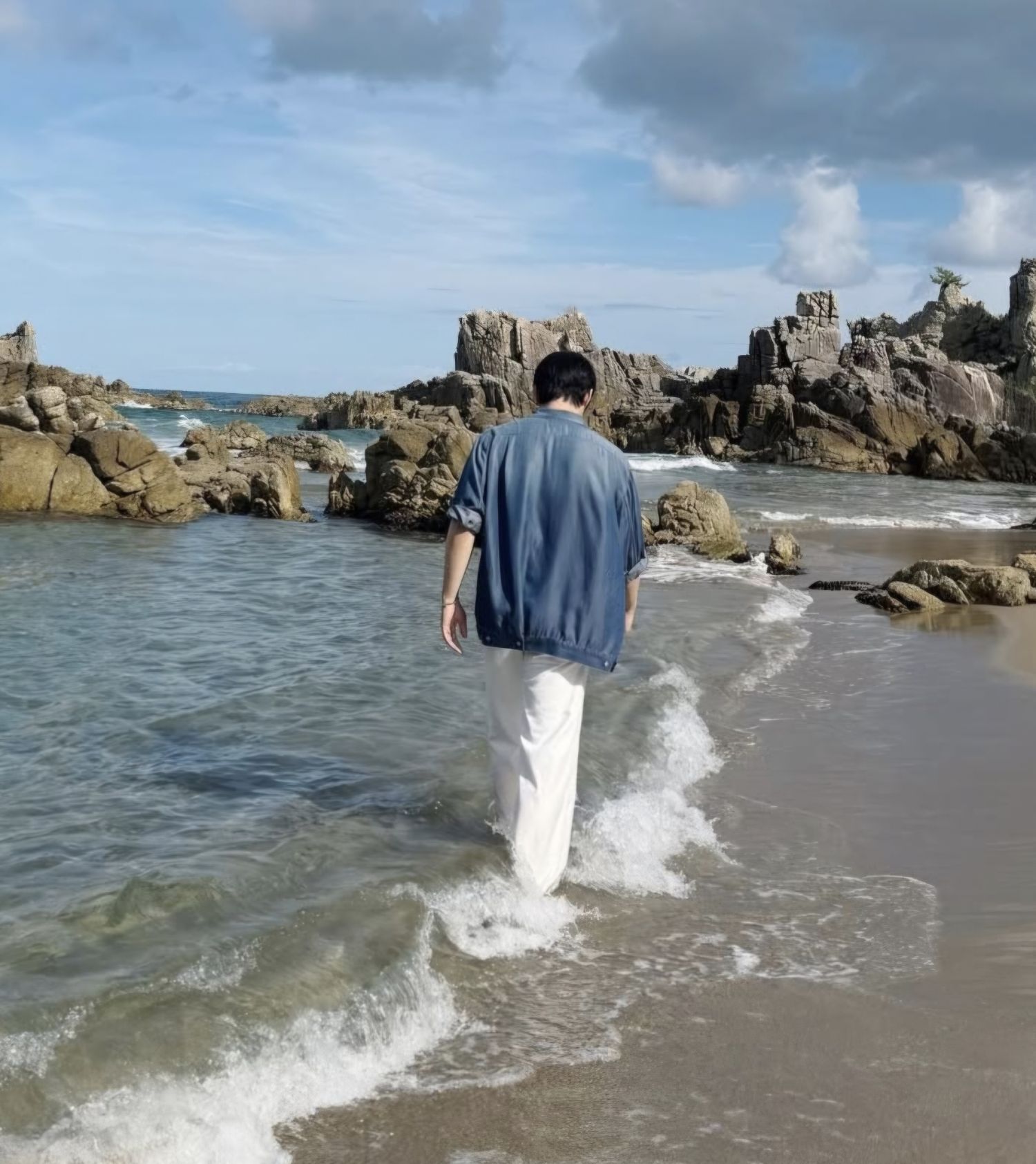 Foto kegiatan terbaru dari Lee Junho