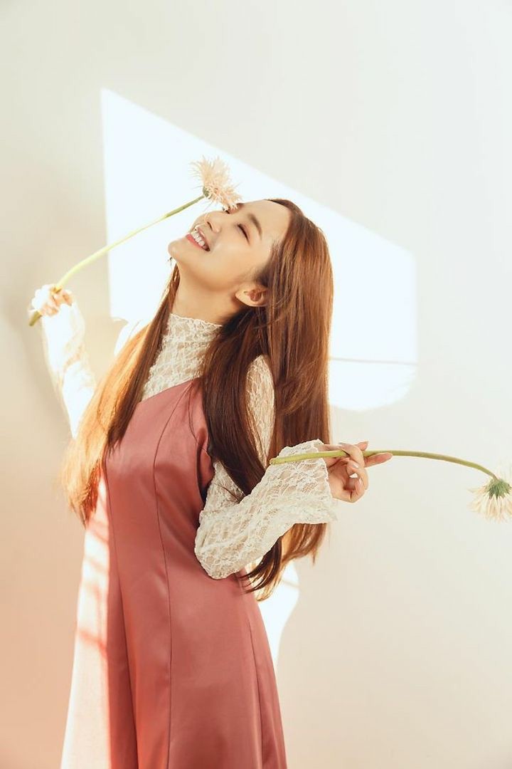 A moment captured by a fan of Park Minyoung