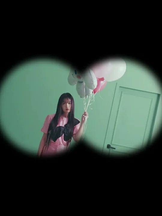 Recent activity shot of Kim Hyeyoon