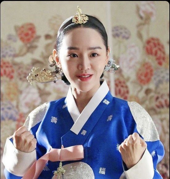 Recent activity shot of Shin Haesun