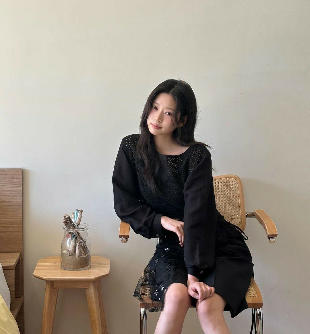 Recent activity shot of Kim Minju