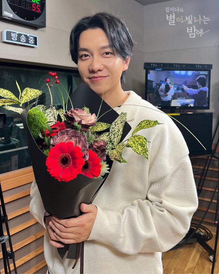 Momen yang diabadikan oleh penggemar Lee Seunggi