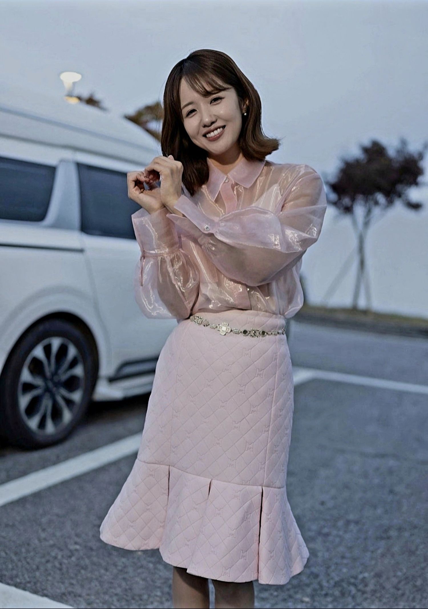 Behind-the-scenes cut of Jeong Dakyoung