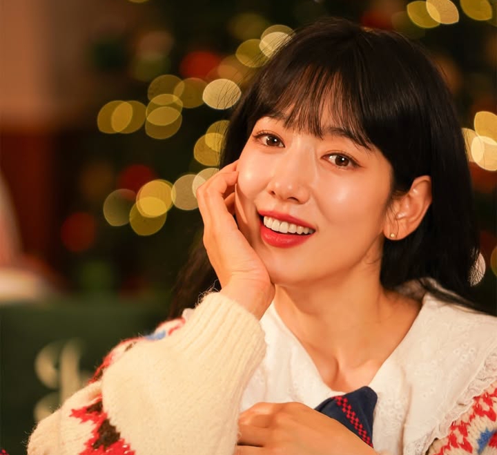 粉丝拍下的朴信惠瞬间