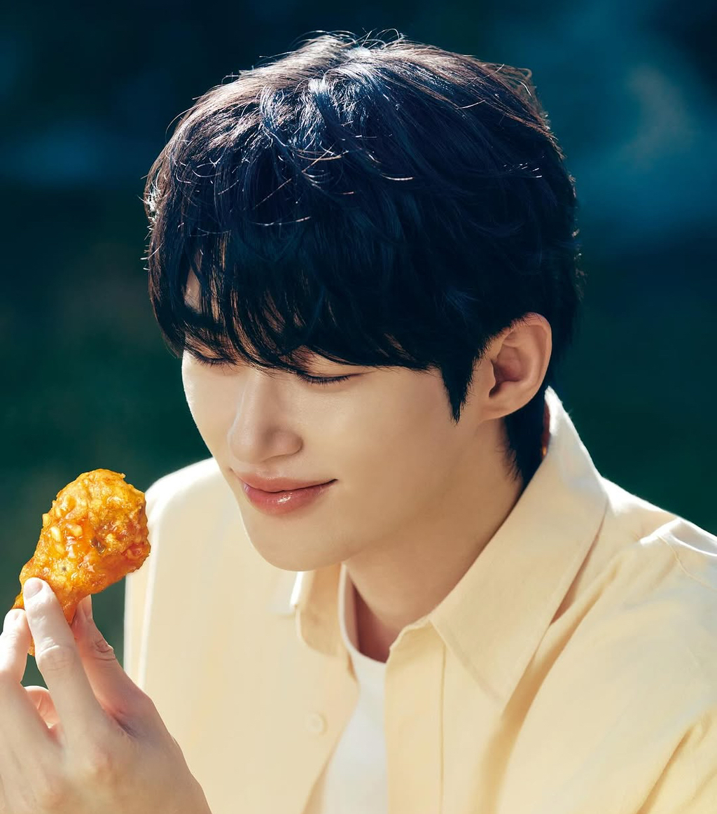 Latest photo of Byeon Wooseok