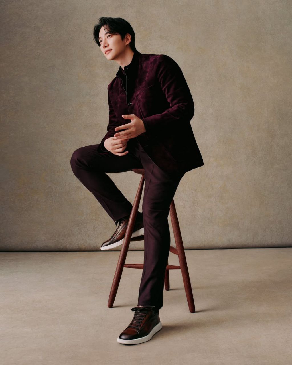 Recent activity shot of Lee Junho (1995)