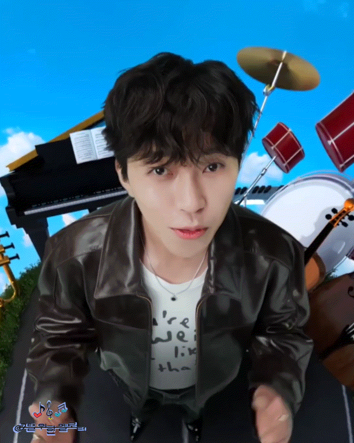 A moment captured by a fan of Lim Youngwoong