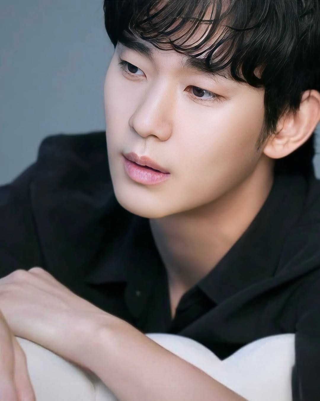 Latest photo of Ahn Hyoseop
