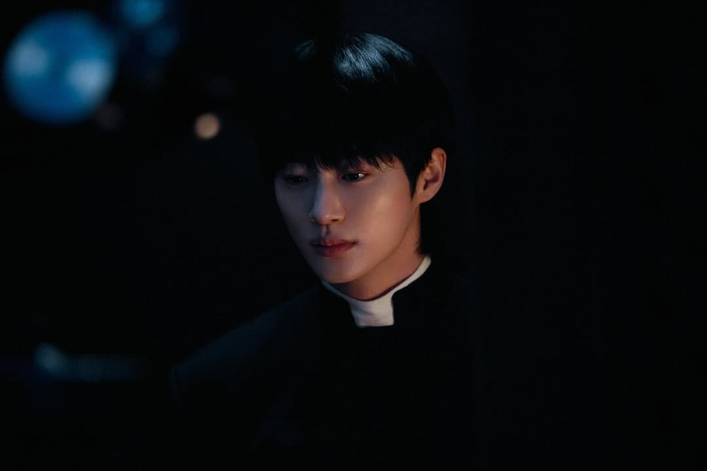 粉絲拍下的邊佑錫瞬間