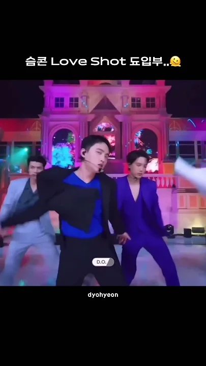 도경수 (디오)를 위해 팬들이 공유한 감성 배경화면