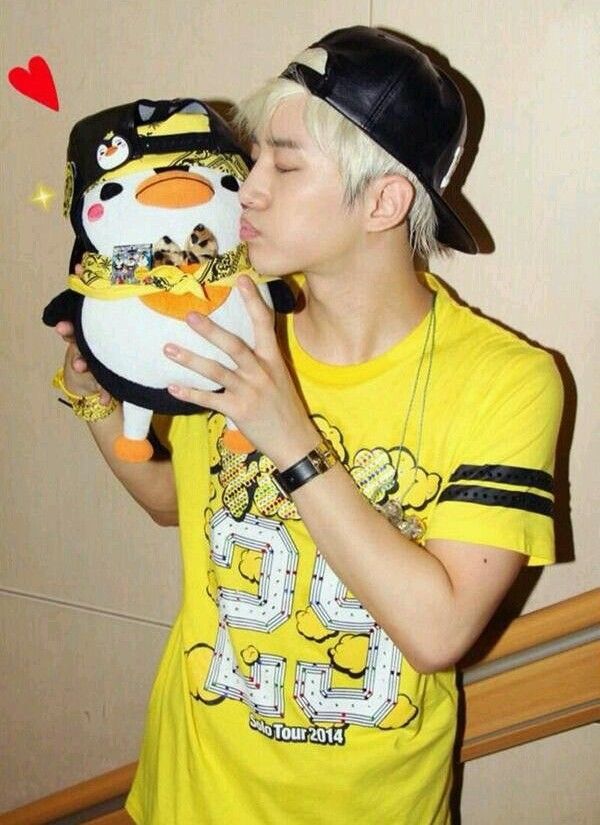 Foto kegiatan terbaru dari Lee Junho