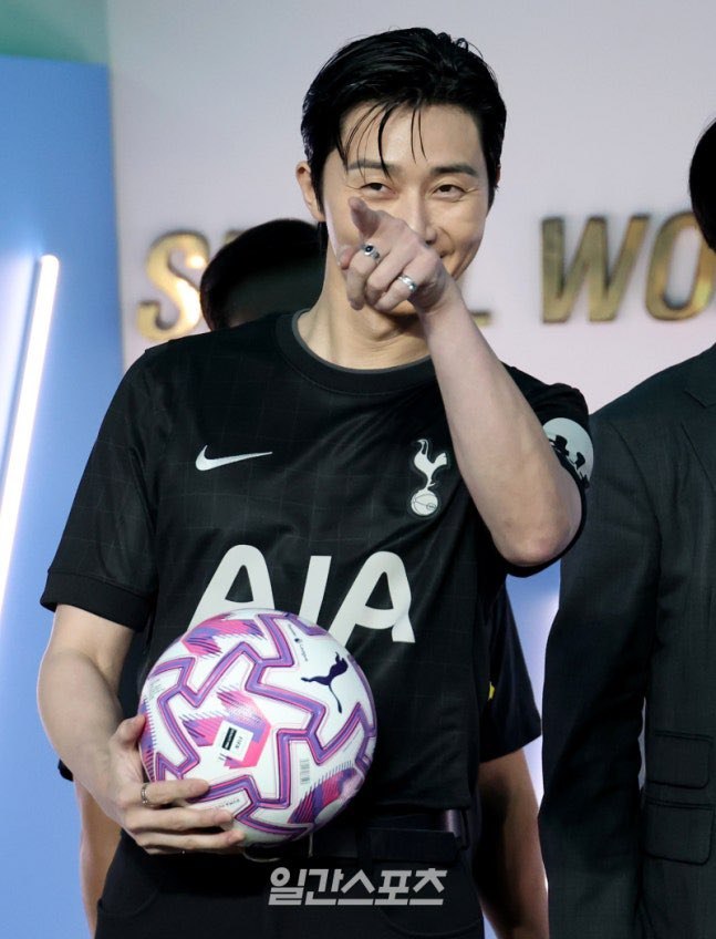 Latest photo of Park Seojoon