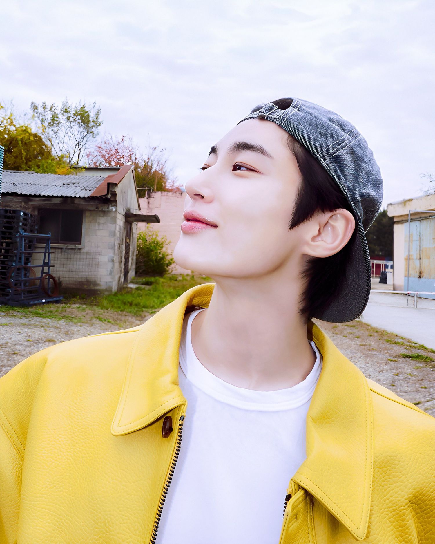 A moment captured by a fan of Byeon Wooseok