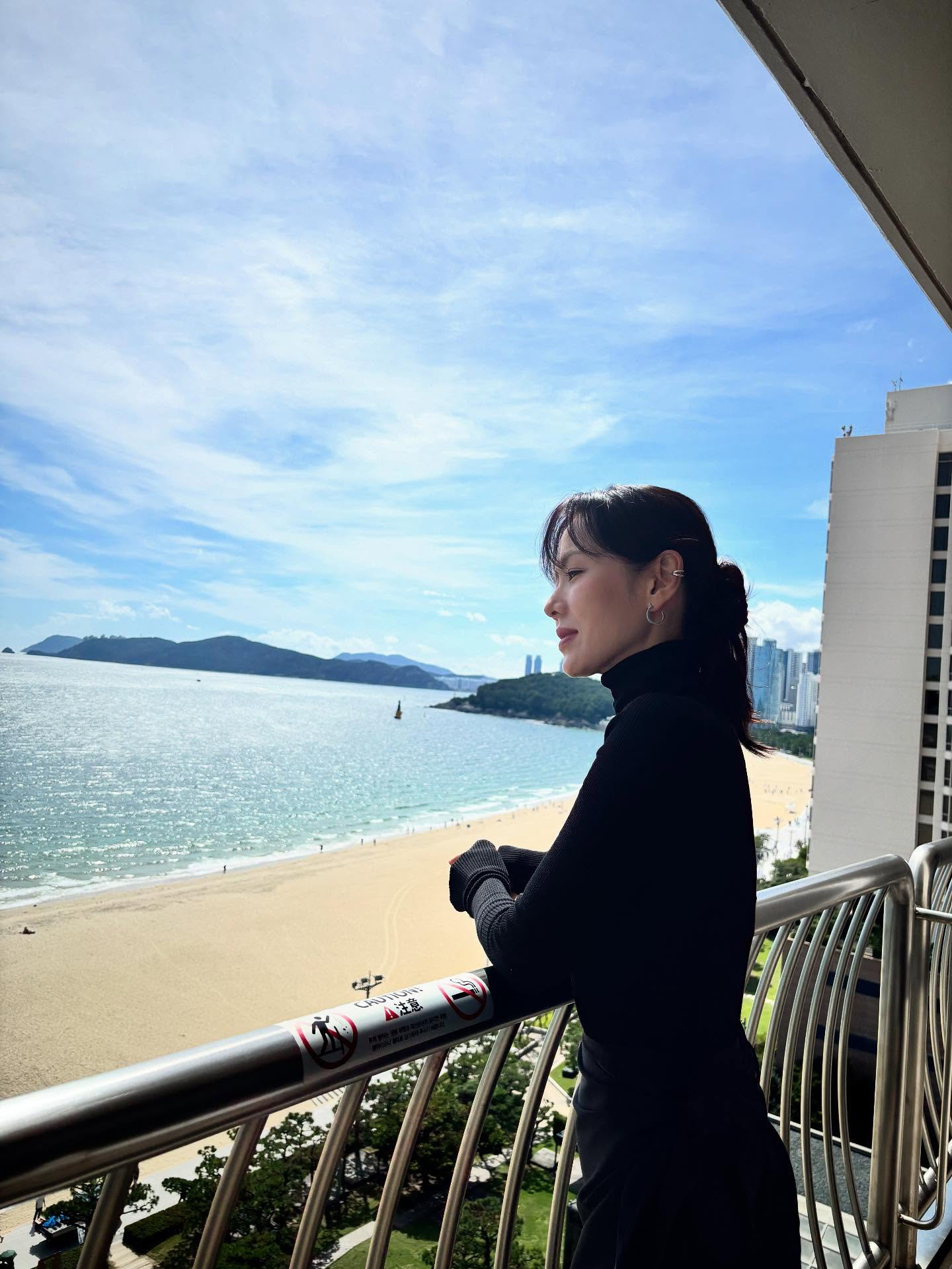 A moment captured by a fan of Son Yejin