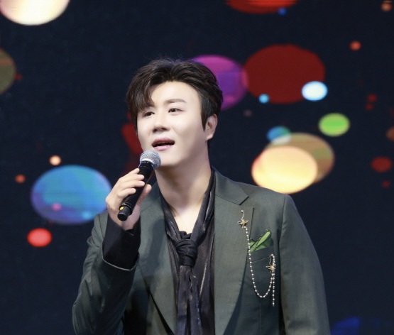 Latest photo of Jin Haesung