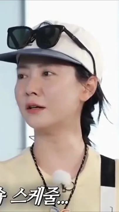 Today's popular wallpaper in Song Jihyo community