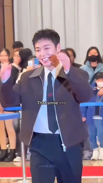 Special wallpaper made by Park Jihoon's fans