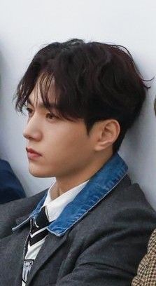 Kim Myungsoo (L) background image recommended by Choeaedol Celeb fandom