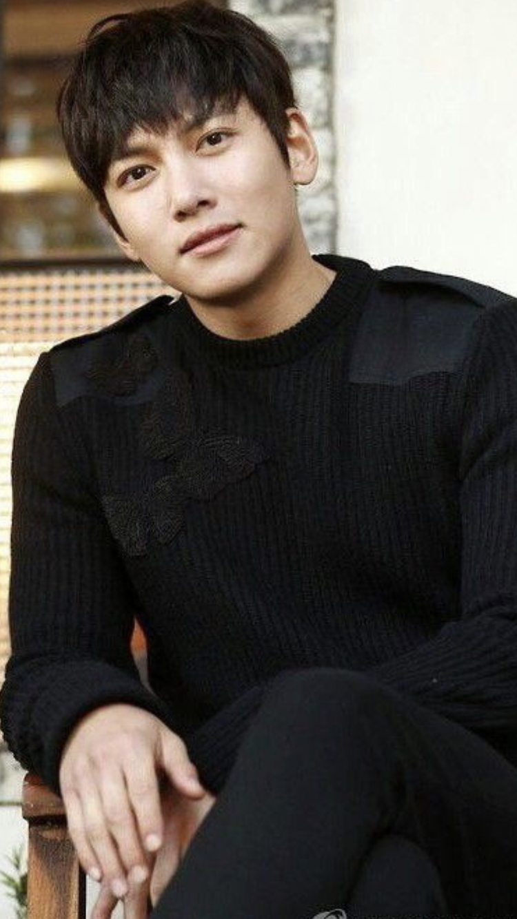 Latest photo of Ji Changwook
