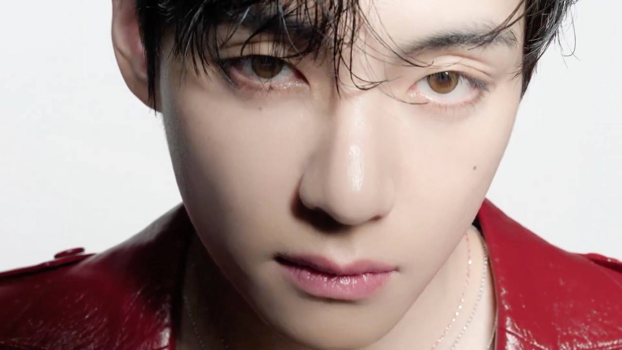 Recent activity shot of Kim Taehyung (V)