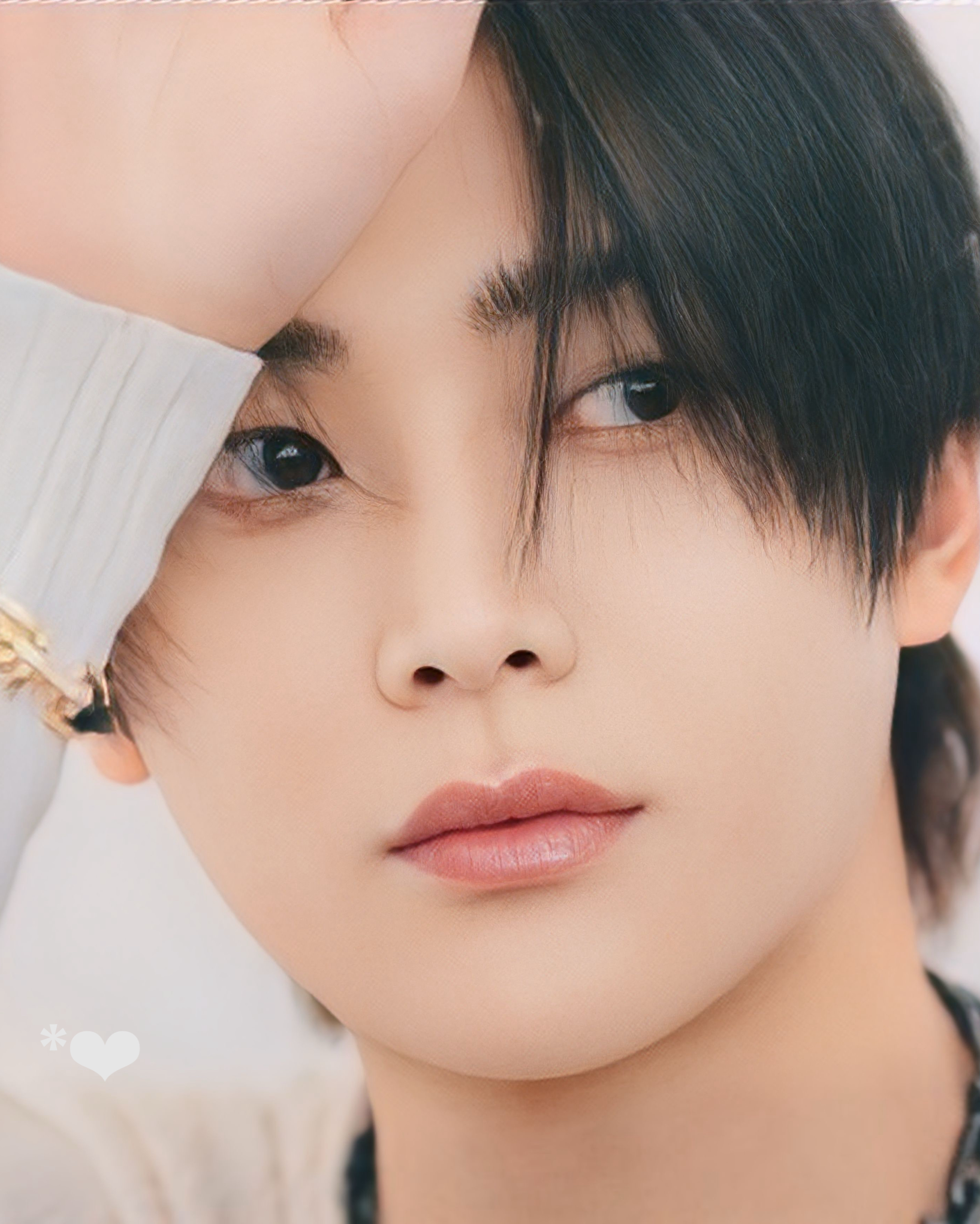Latest photo of Rowoon