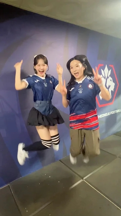 Recent activity shot of Kim Dahyun