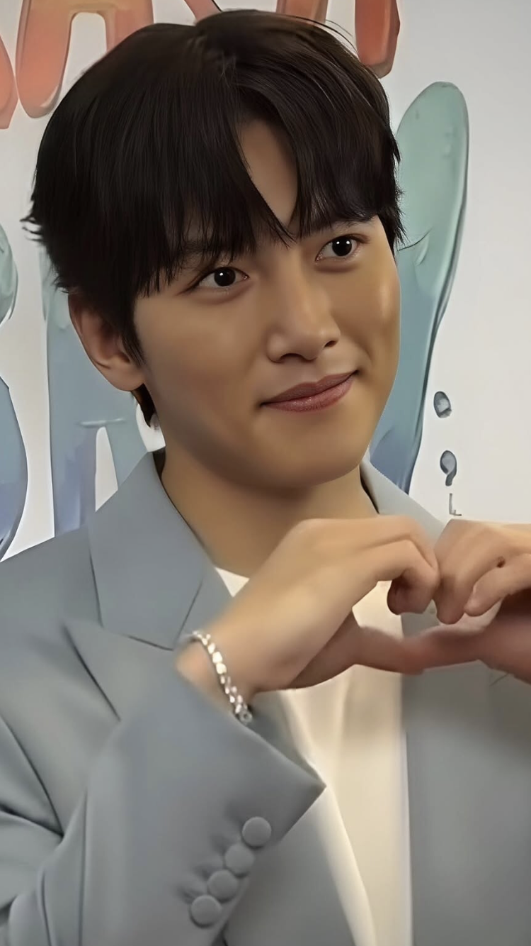 チ・チャンウクのビハインドカット