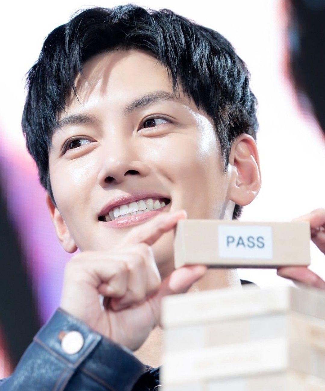 チ・チャンウクの最近の活動ショット