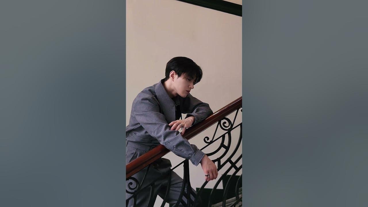 Behind-the-scenes cut of Kim Myungsoo (L)