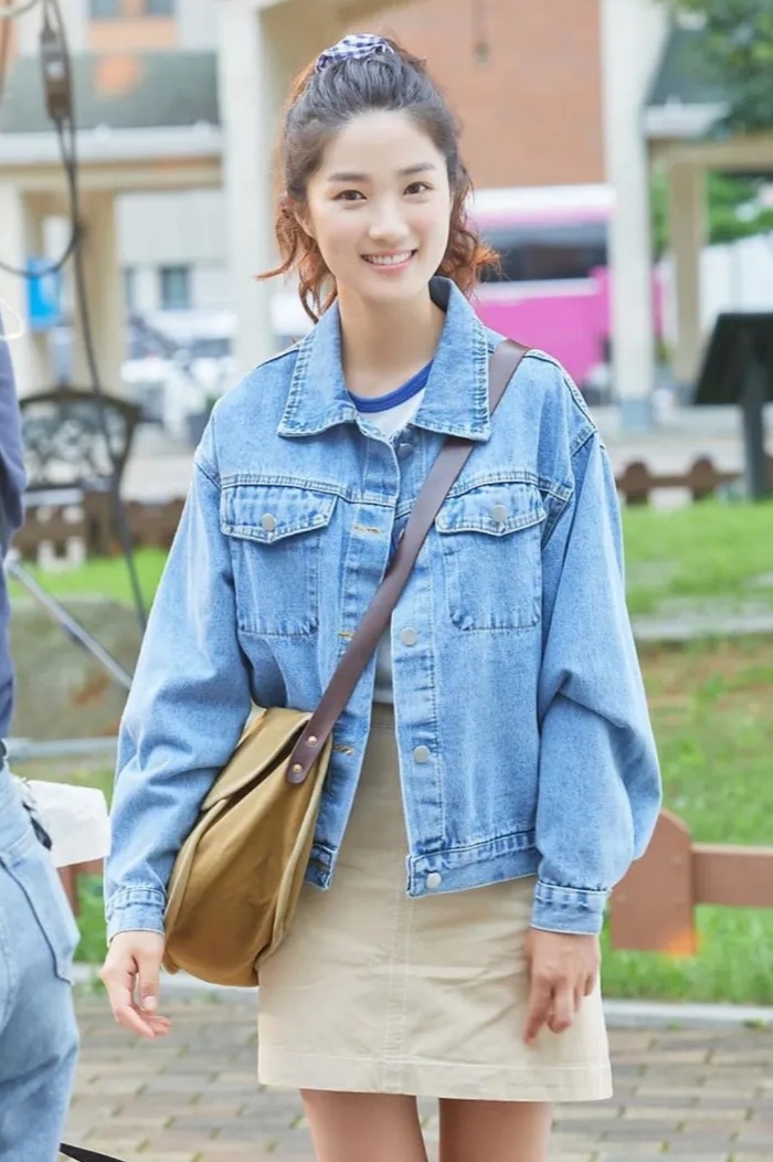 Latest photo of Kim Hyeyoon