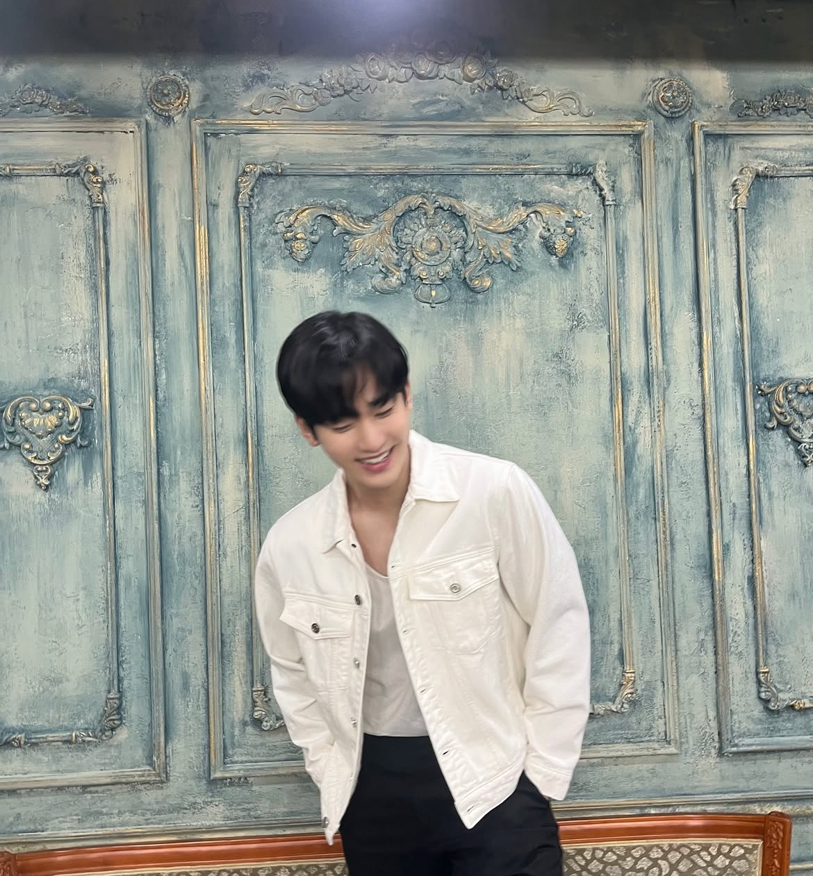 Behind-the-scenes cut of Kim Soohyun