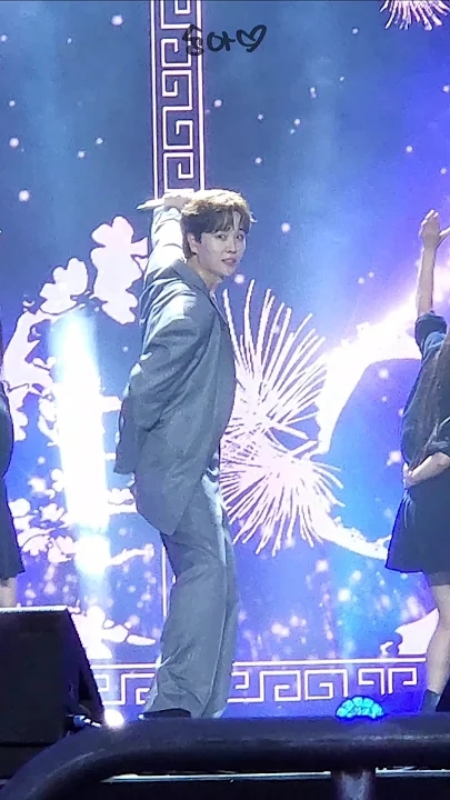 Today's popular wallpaper in Song Minjun community