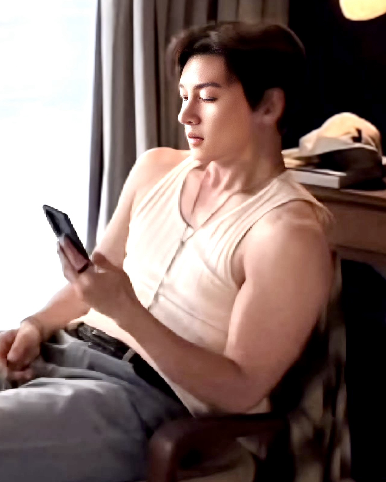 粉丝拍下的池昌旭瞬间