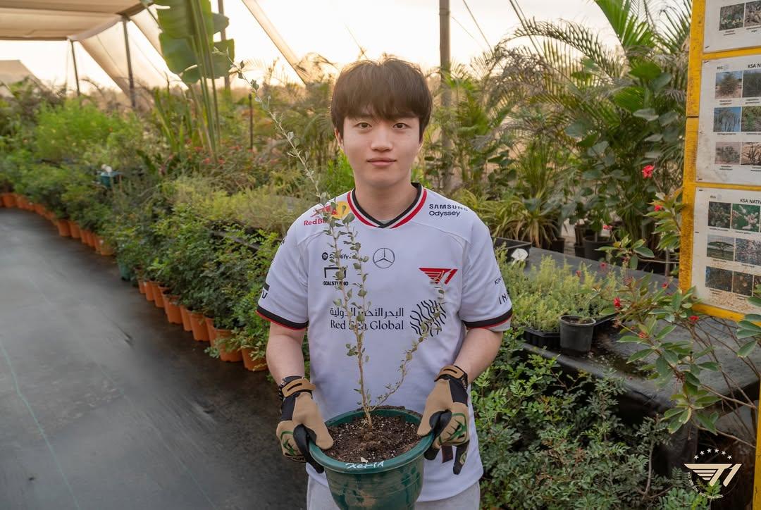 Latest photo of Keria