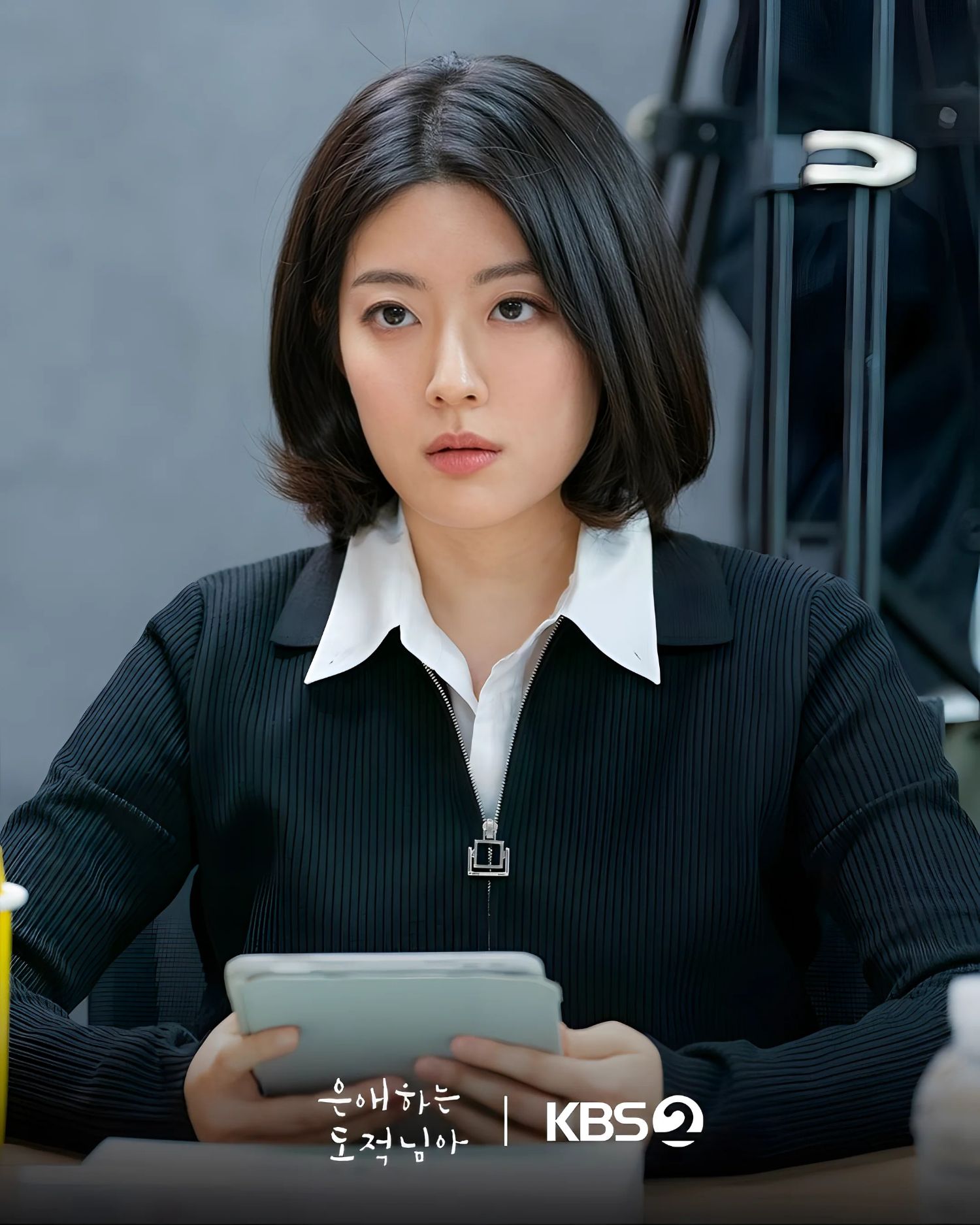 Konten selebriti populer yang sedang hangat di komunitas